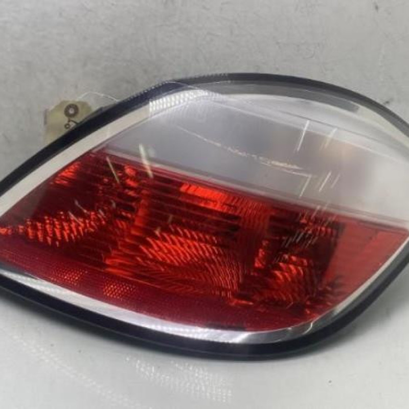 Feu arriere principal droit (feux) OPEL ASTRA H Photo n°8
