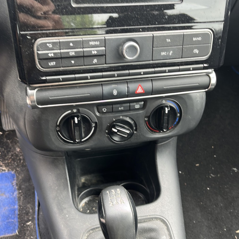 CITROEN C3 3 PHASE 1 1.2 VTI - 12V Photo n°9