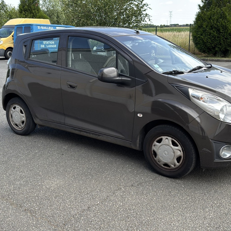 CHEVROLET SPARK PHASE 1 1.0i - 16V Photo n°2