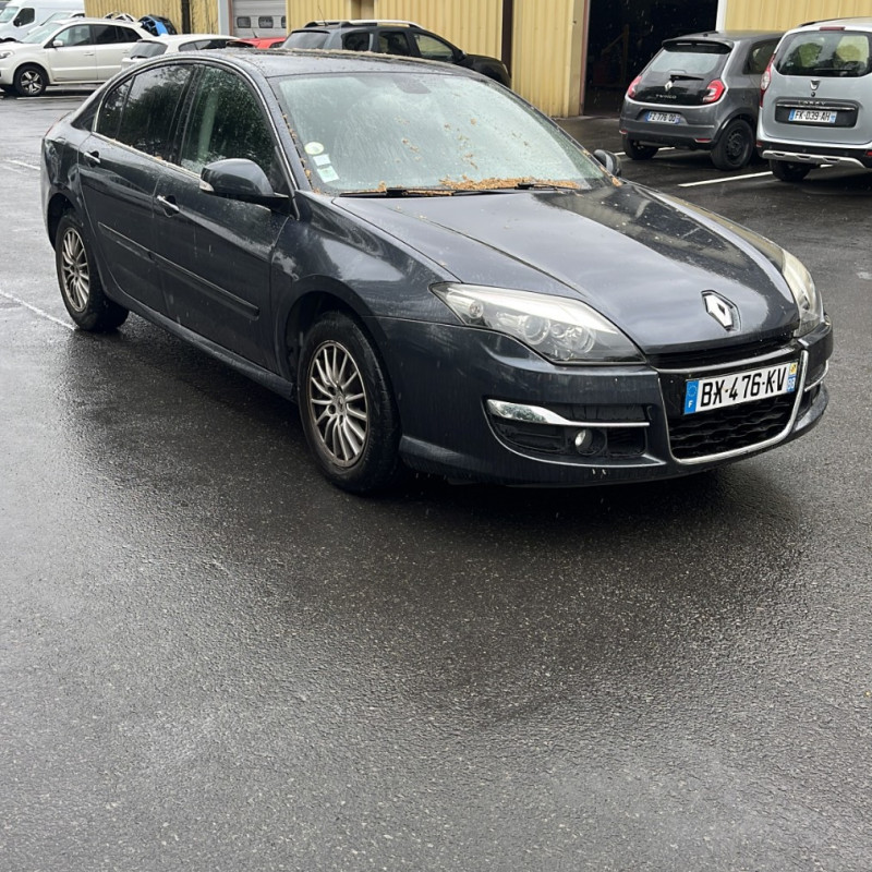 RENAULT LAGUNA 3 PHASE 2 2.0 DCI - 16V TURBO Photo n°2