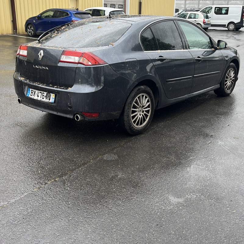 RENAULT LAGUNA 3 PHASE 2 2.0 DCI - 16V TURBO Photo n°3