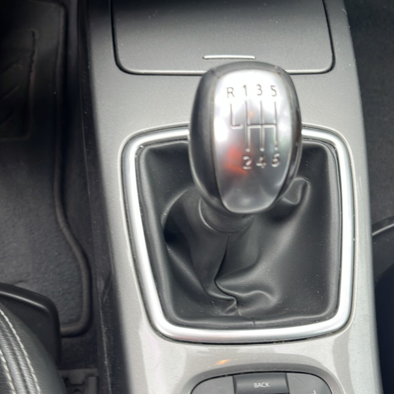 RENAULT LAGUNA 3 PHASE 2 2.0 DCI - 16V TURBO Photo n°8