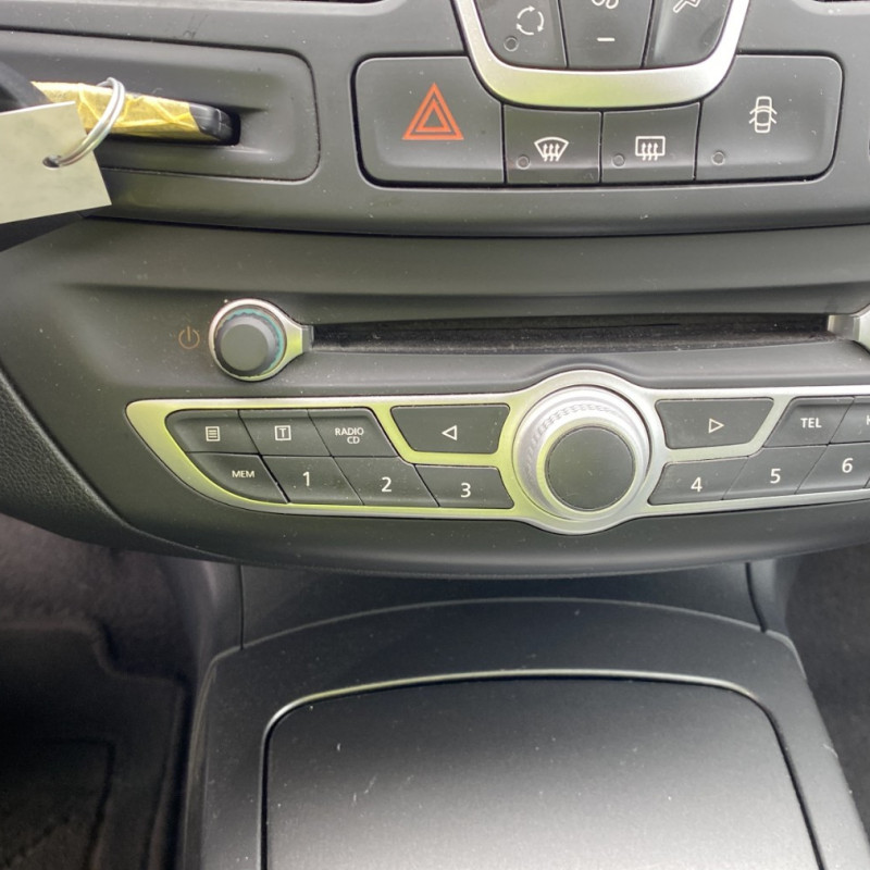 RENAULT LAGUNA 3 PHASE 2 2.0 DCI - 16V TURBO Photo n°28