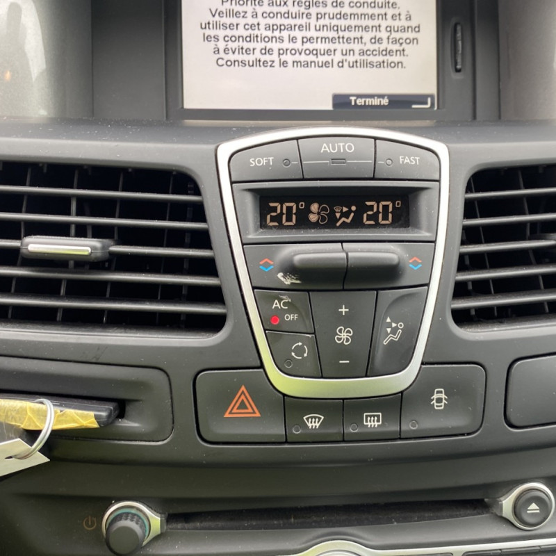 RENAULT LAGUNA 3 PHASE 2 2.0 DCI - 16V TURBO Photo n°29