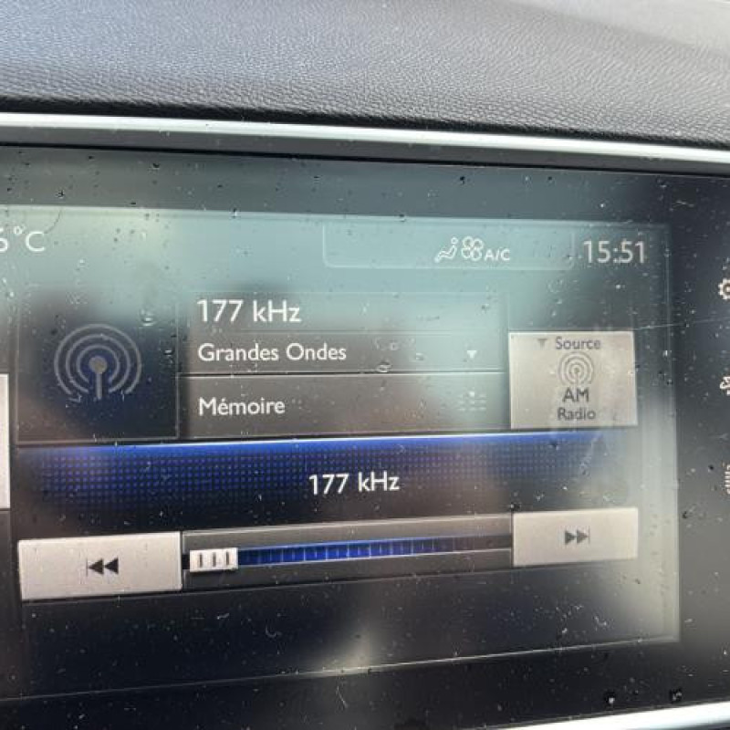 Ecran GPS PEUGEOT 308 2 Photo n°18