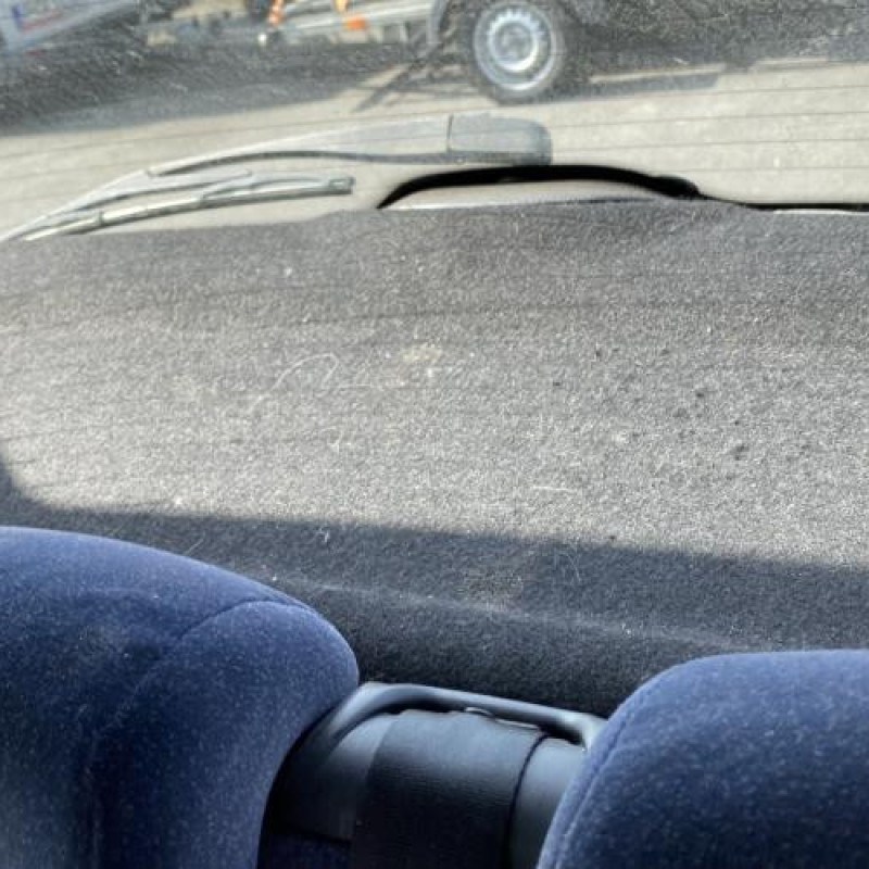 Pare boue arriere gauche PEUGEOT 206 Photo n°13