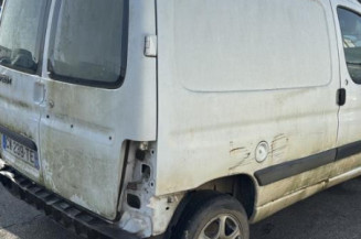 Fermeture de capot PEUGEOT PARTNER 1