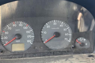 Vitre porte coffre droit PEUGEOT PARTNER 1