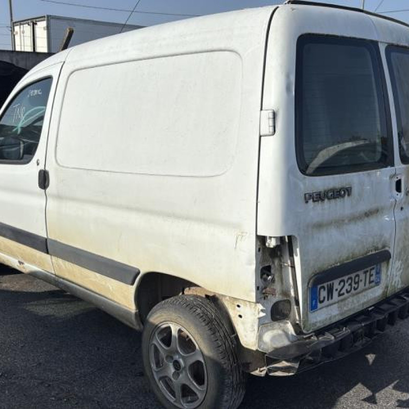 Charniere de capot PEUGEOT PARTNER 1 Photo n°4