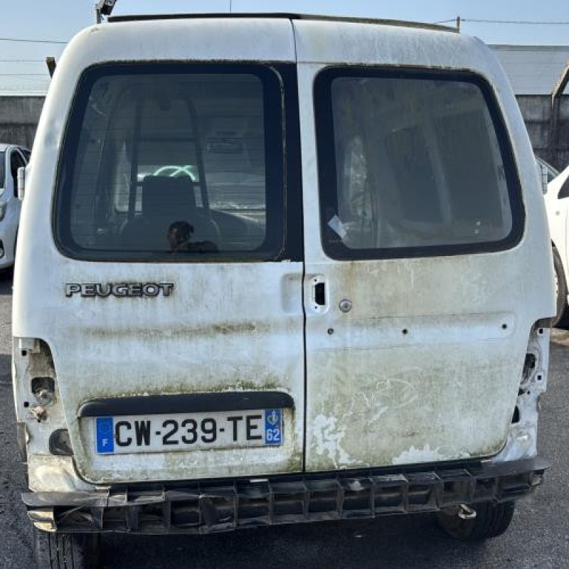 Charniere de capot PEUGEOT PARTNER 1 Photo n°5