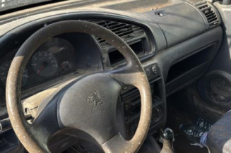 Serrure de coffre PEUGEOT PARTNER 1