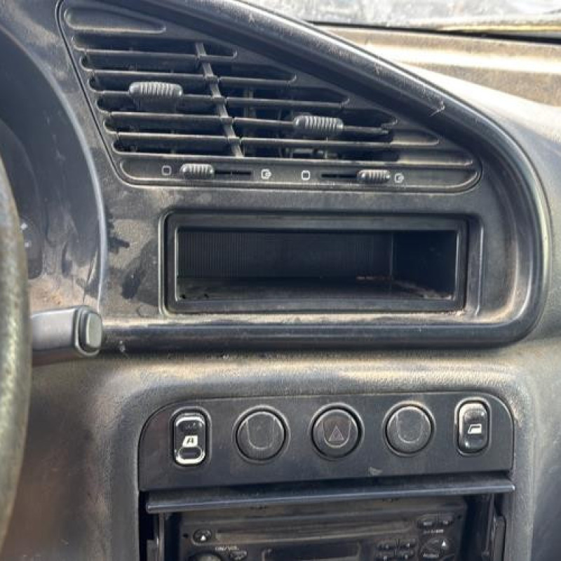 Pompe lave glace avant PEUGEOT PARTNER 1 Photo n°17
