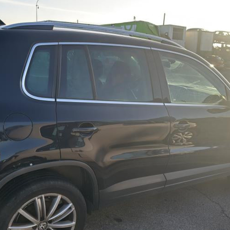 Interrupteur de leve vitre arriere droit VOLKSWAGEN TIGUAN 1 Photo n°6