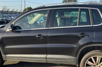 Interrupteur de leve vitre arriere droit VOLKSWAGEN TIGUAN 1