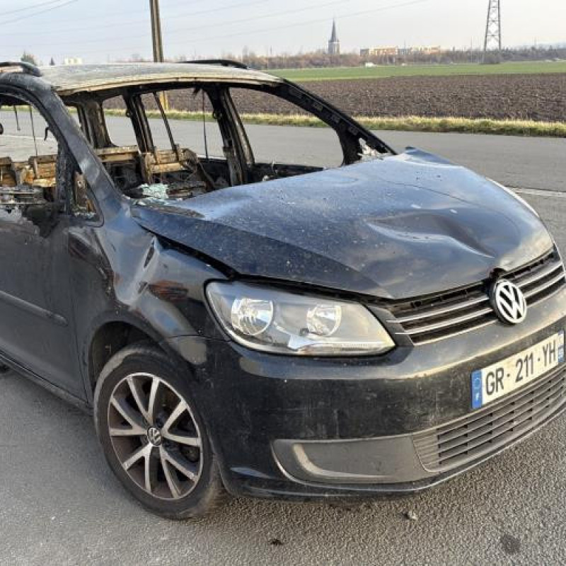 Cache moteur  VOLKSWAGEN TOURAN 2 Photo n°6
