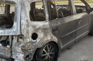 Cache moteur  VOLKSWAGEN TOURAN 2