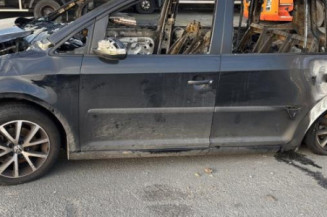Cache moteur  VOLKSWAGEN TOURAN 2