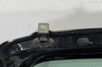 Malle/Hayon arriere RENAULT CLIO 4
