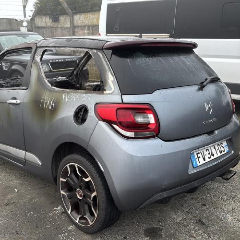 Malle/Hayon arriere CITROEN DS3 Photo n°15