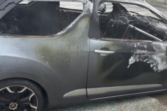 Malle/Hayon arriere CITROEN DS3