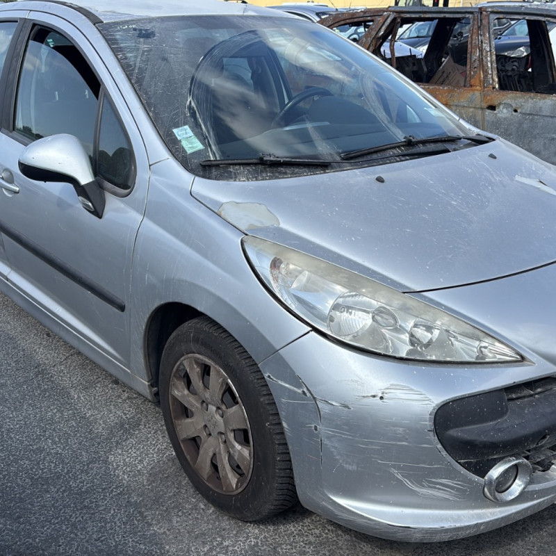 PEUGEOT 207 PHASE 1 1.4 VTI - 16V Photo n°13