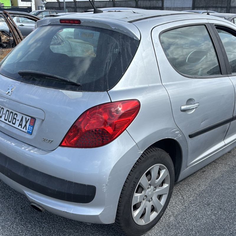 PEUGEOT 207 PHASE 1 1.4 VTI - 16V Photo n°14