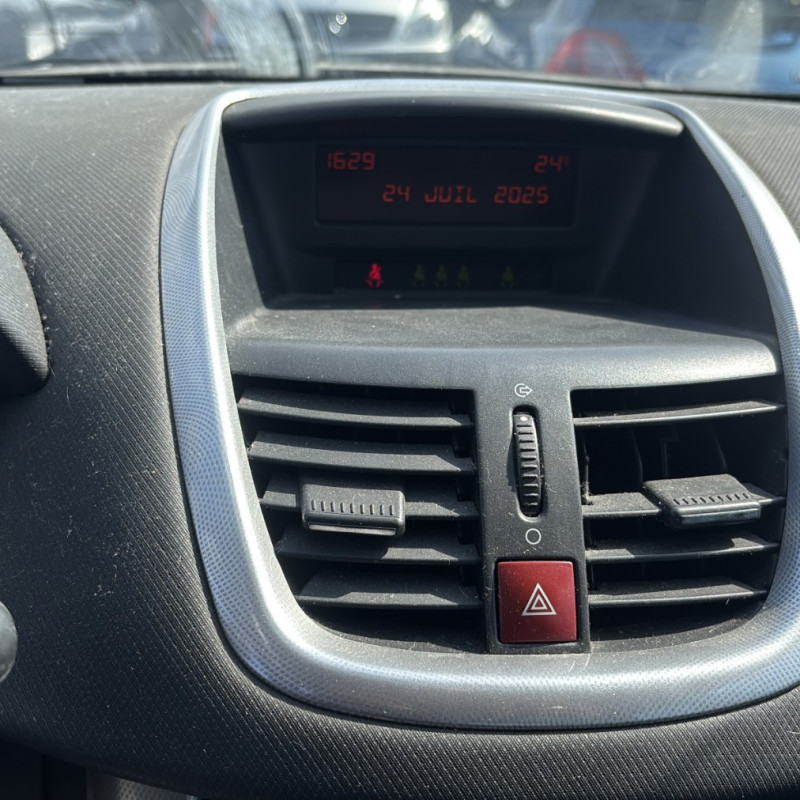 PEUGEOT 207 PHASE 1 1.4 VTI - 16V Photo n°29