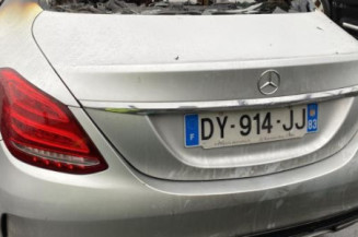 Pare boue arriere droit MERCEDES CLASSE C 205