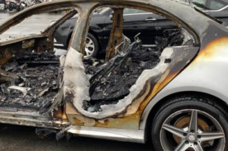 Pare boue arriere gauche MERCEDES CLASSE C 205