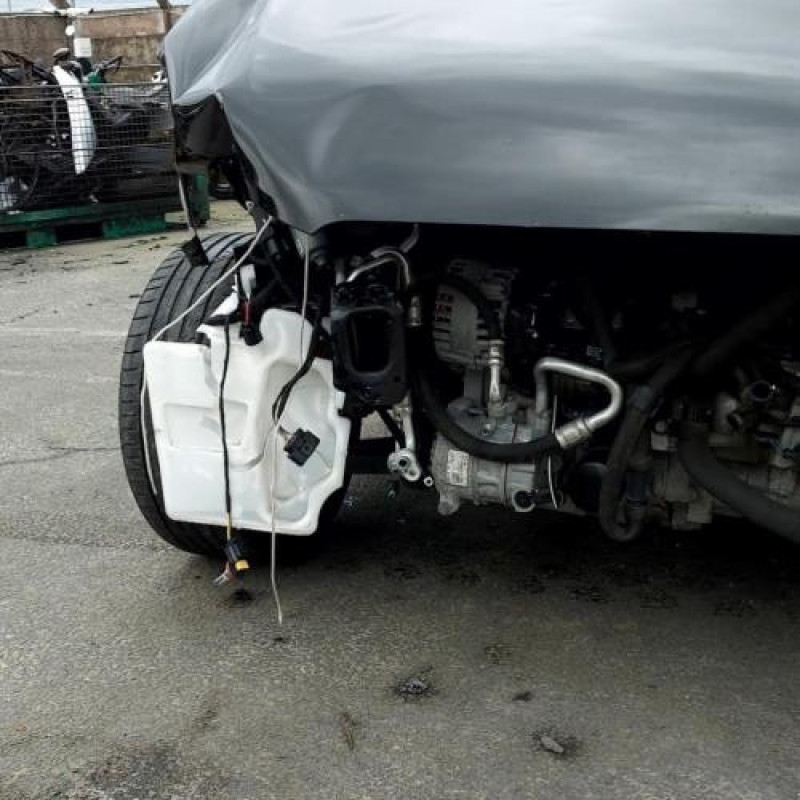 Vitre arriere gauche AUDI A1 1 Photo n°5