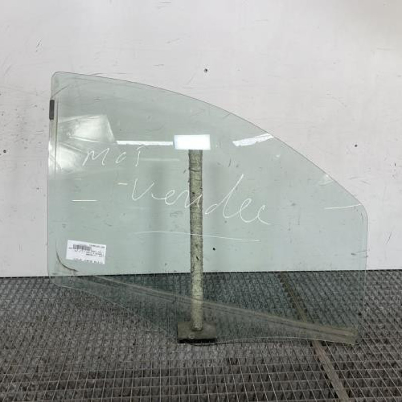 Vitre avant droit FIAT FIORINO 3 Photo n°1