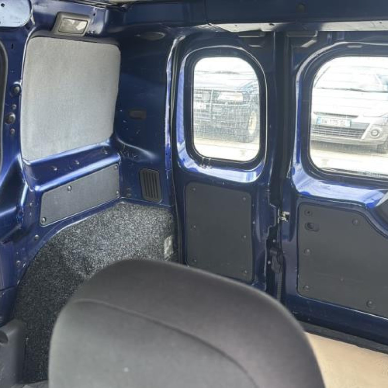 Renfort pare choc arriere (traverse) FIAT FIORINO 3 Photo n°19