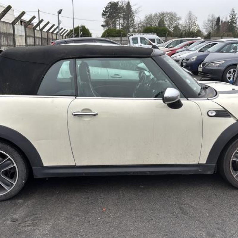 Bouton de warning MINI MINI 2 R57 Photo n°17