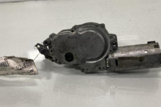 Moteur essuie glace arriere VOLKSWAGEN GOLF 3