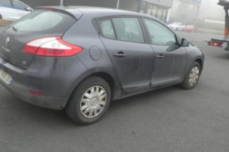 Renfort pare choc arriere (traverse) RENAULT MEGANE 3