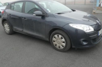 Renfort pare choc arriere (traverse) RENAULT MEGANE 3