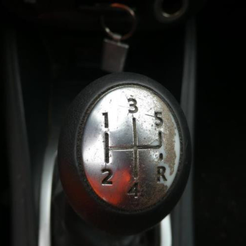 Renfort pare choc arriere (traverse) RENAULT MEGANE 3 Photo n°9