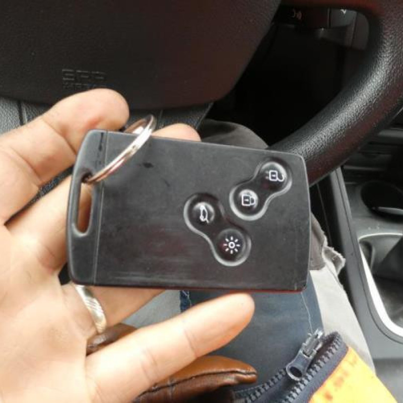 Renfort pare choc arriere (traverse) RENAULT MEGANE 3 Photo n°10