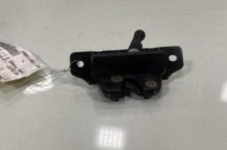 Serrure de coffre PEUGEOT 106