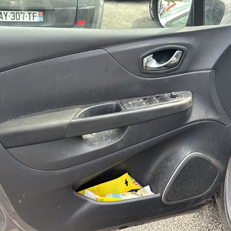 RENAULT CAPTUR 1 PHASE 1 0.9i - 12V TURBO TCE 90 Photo n°11