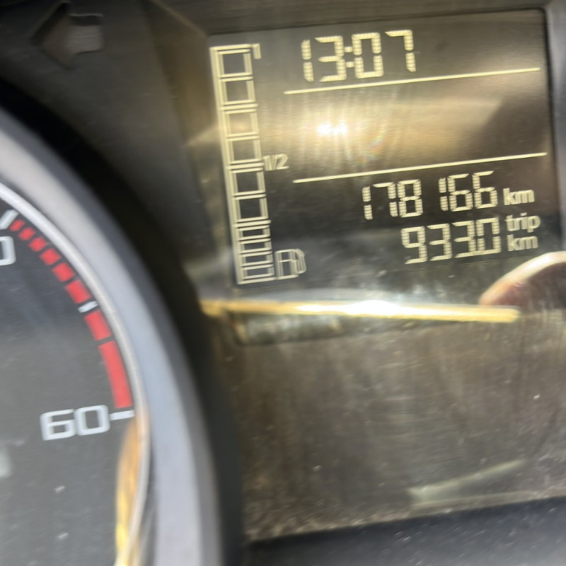 SEAT IBIZA 4 PHASE 2 1.6 TDI - 16V TURBO Photo n°11
