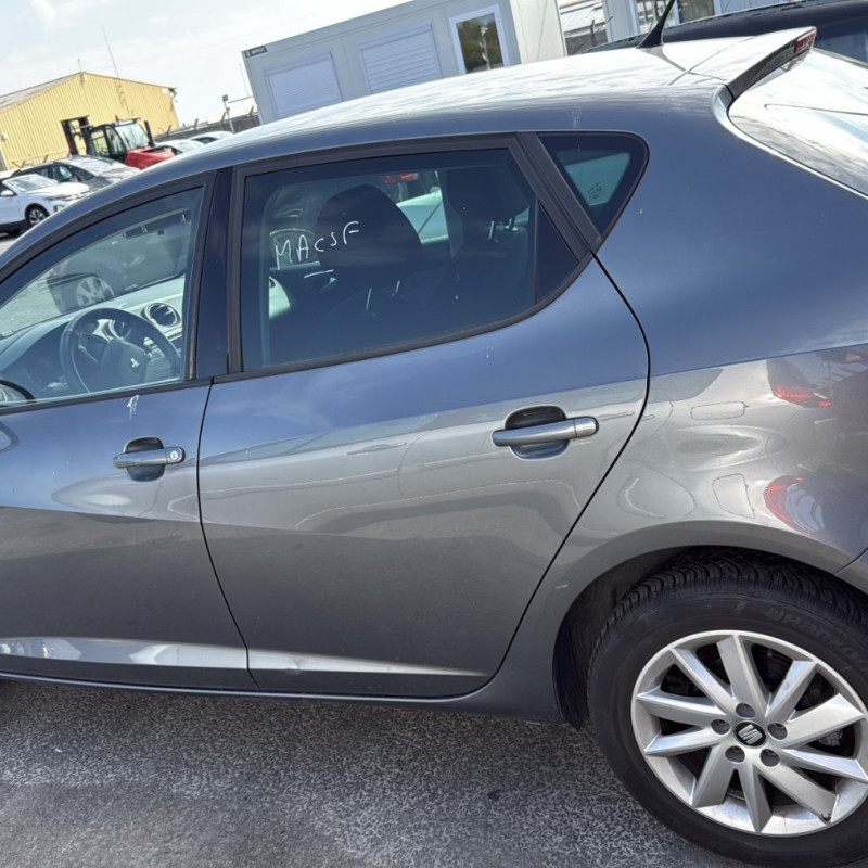 SEAT IBIZA 4 PHASE 2 1.6 TDI - 16V TURBO Photo n°18