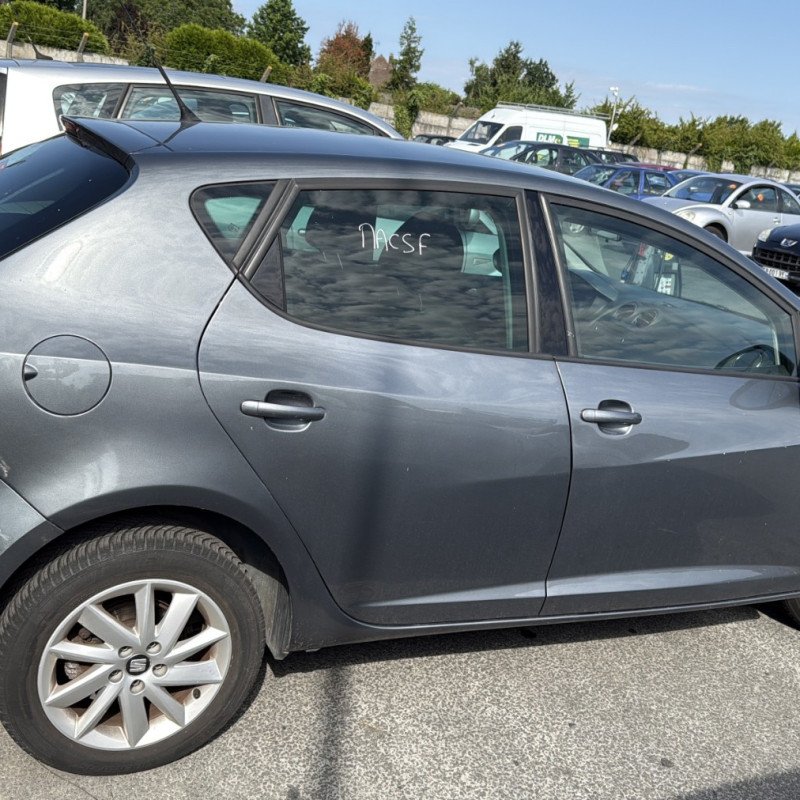 SEAT IBIZA 4 PHASE 2 1.6 TDI - 16V TURBO Photo n°19