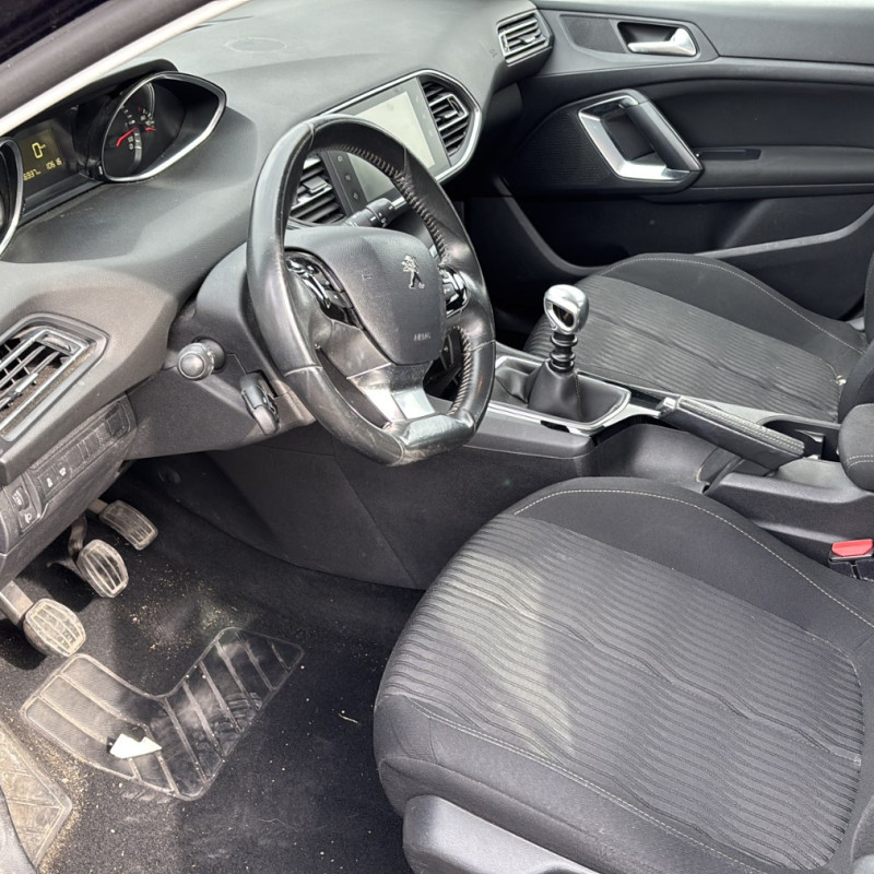 PEUGEOT 308 2 PHASE 1 1.6 HDI - 8V TURBO Photo n°5
