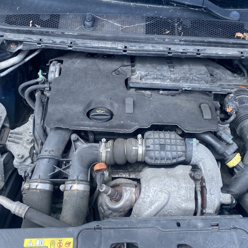 PEUGEOT 308 2 PHASE 1 1.6 HDI - 8V TURBO Photo n°36