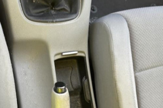 Pivot de moyeu avant gauche VOLKSWAGEN GOLF 5