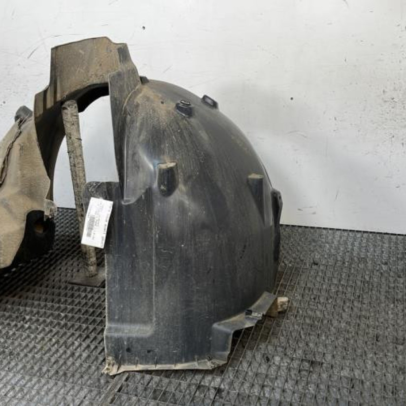 Pare boue avant gauche CITROEN C4 PICASSO 2 Photo n°3