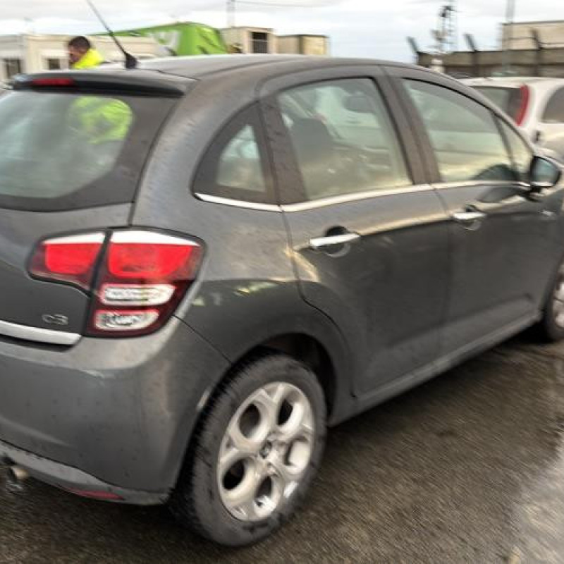 Bouchon de carburant CITROEN C3 2 Photo n°3