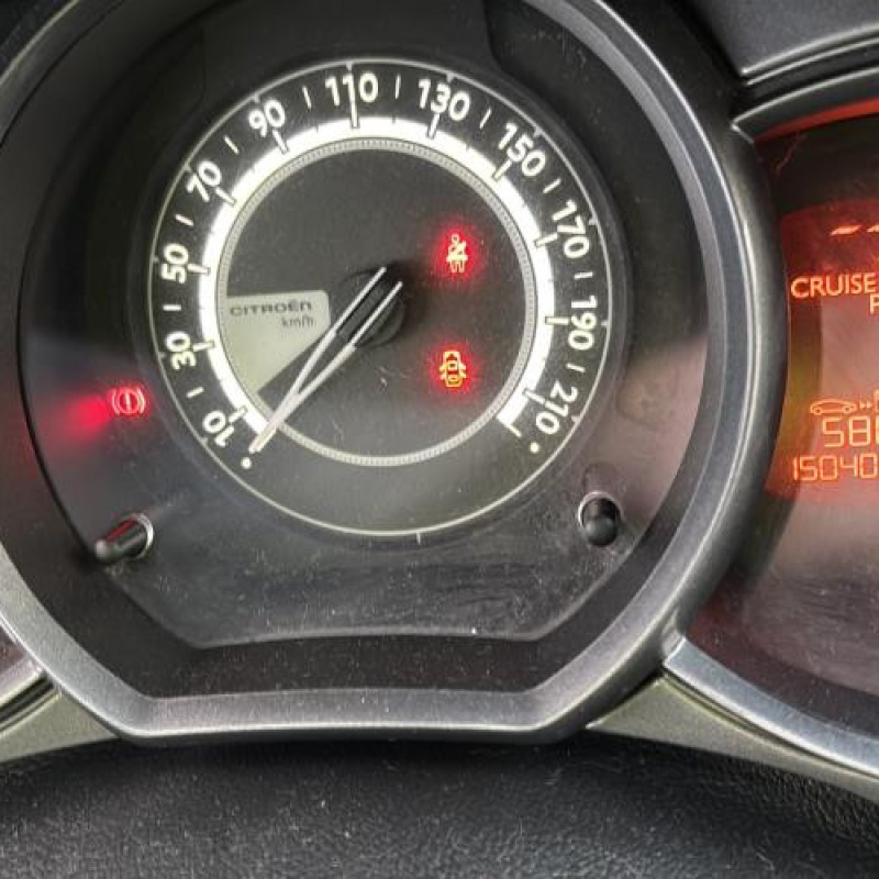 Bouchon de carburant CITROEN C3 2 Photo n°17