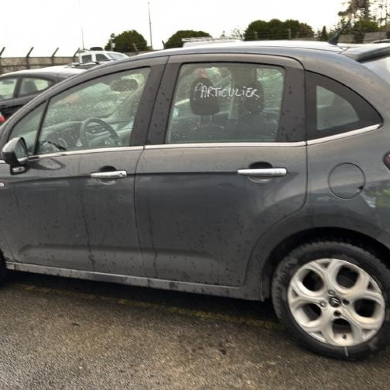 Renfort pare choc avant (traverse) CITROEN C3 2 Photo n°7